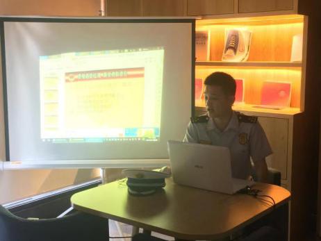 御窑景巷街区开展“消防安全知识宣传教育培训”活动