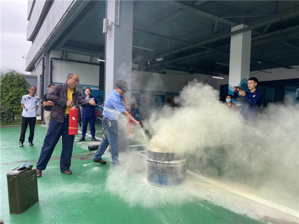 市古镇印象公司联合昌江区消防救援大队组织开展消防演练培训