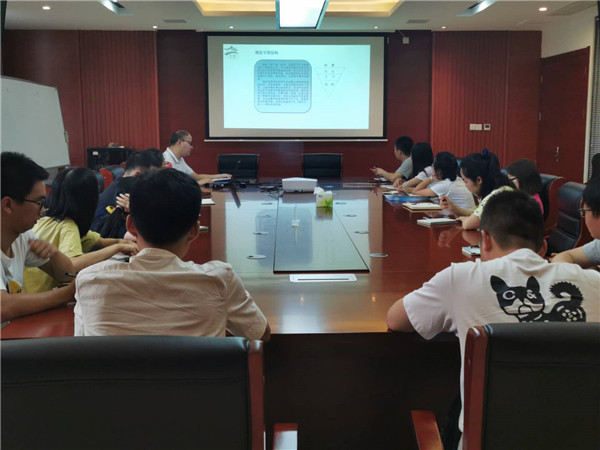 市古镇投资公司举办新闻写作培训