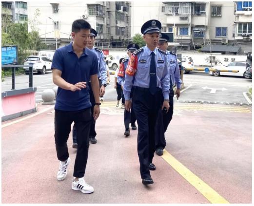 张华勐调研景德镇市中心城区智慧停车场项目