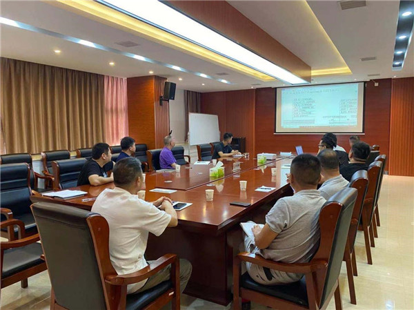 市古镇投资公司召开景德镇市中医院东南侧停车楼设计方案交流会