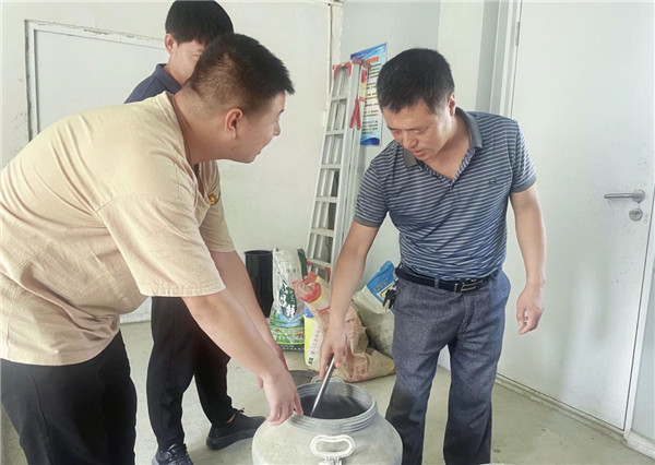 古镇故事等你来讲述 | 江长松：认真严谨，以身作则