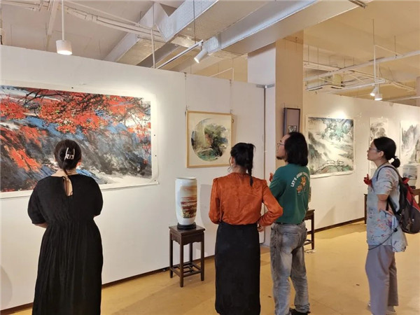 盛世翰墨·景漂艺术家戴德全陶瓷国画作品（全国巡展）首展开幕