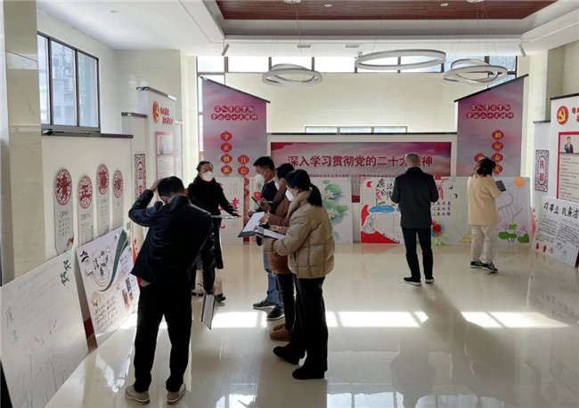 市古镇投资公司开展“廉”主题手抄报征集活动