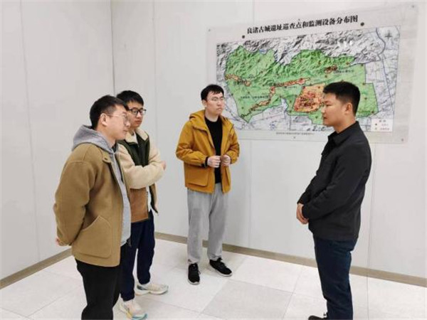 吴浩明一行赴杭州良渚古城遗址考察调研