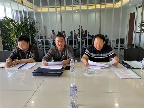 王新龙到古镇公司调研指导经营业绩考核指标暨工资总额核定工作