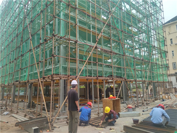 市古镇投资公司市重点工程项目双节不打烊