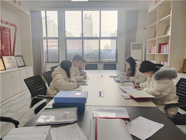 市古镇投资公司开展基层党建和意识形态工作督查