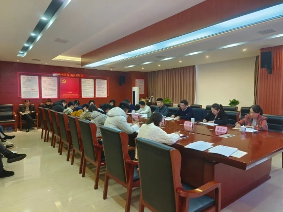 市古镇投资公司各党支部召开主题教育专题组织生活会