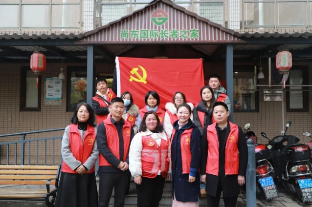 市古镇投资公司各支部掀起学雷锋志愿服务活动热潮