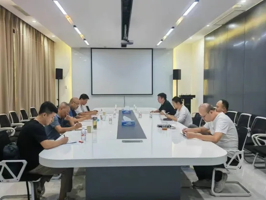 市发改委深入调研市古镇智慧公司新能源充电基础设施建设项目