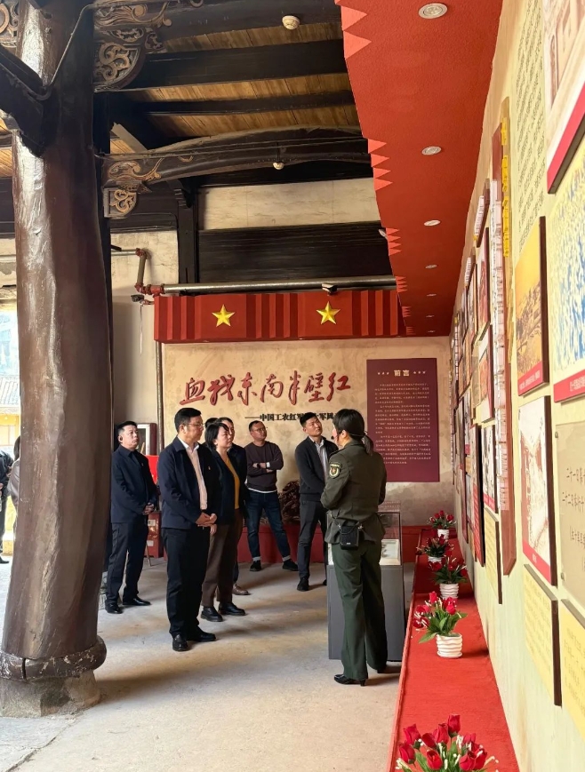 市古镇投资公司开展“3·23”警示教育活动　